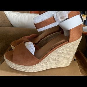 🔥NIB Espadrille Wedges, Size 10🔥
